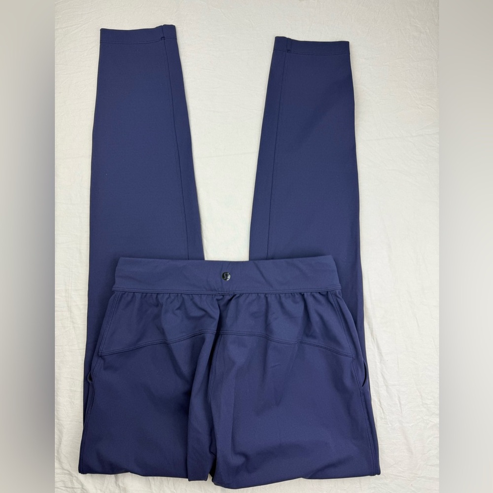 Lululemon women’s drop Pants in blue size 4